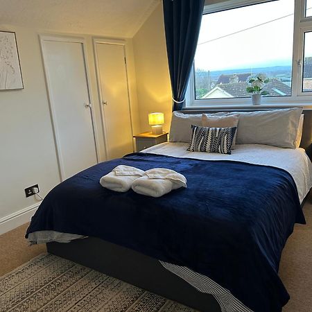 5 Edgebury Apartment Puriton Bagian luar foto