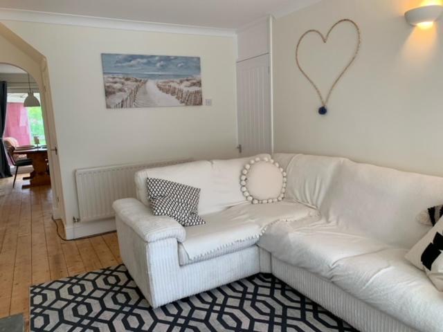 5 Edgebury Apartment Puriton Bagian luar foto