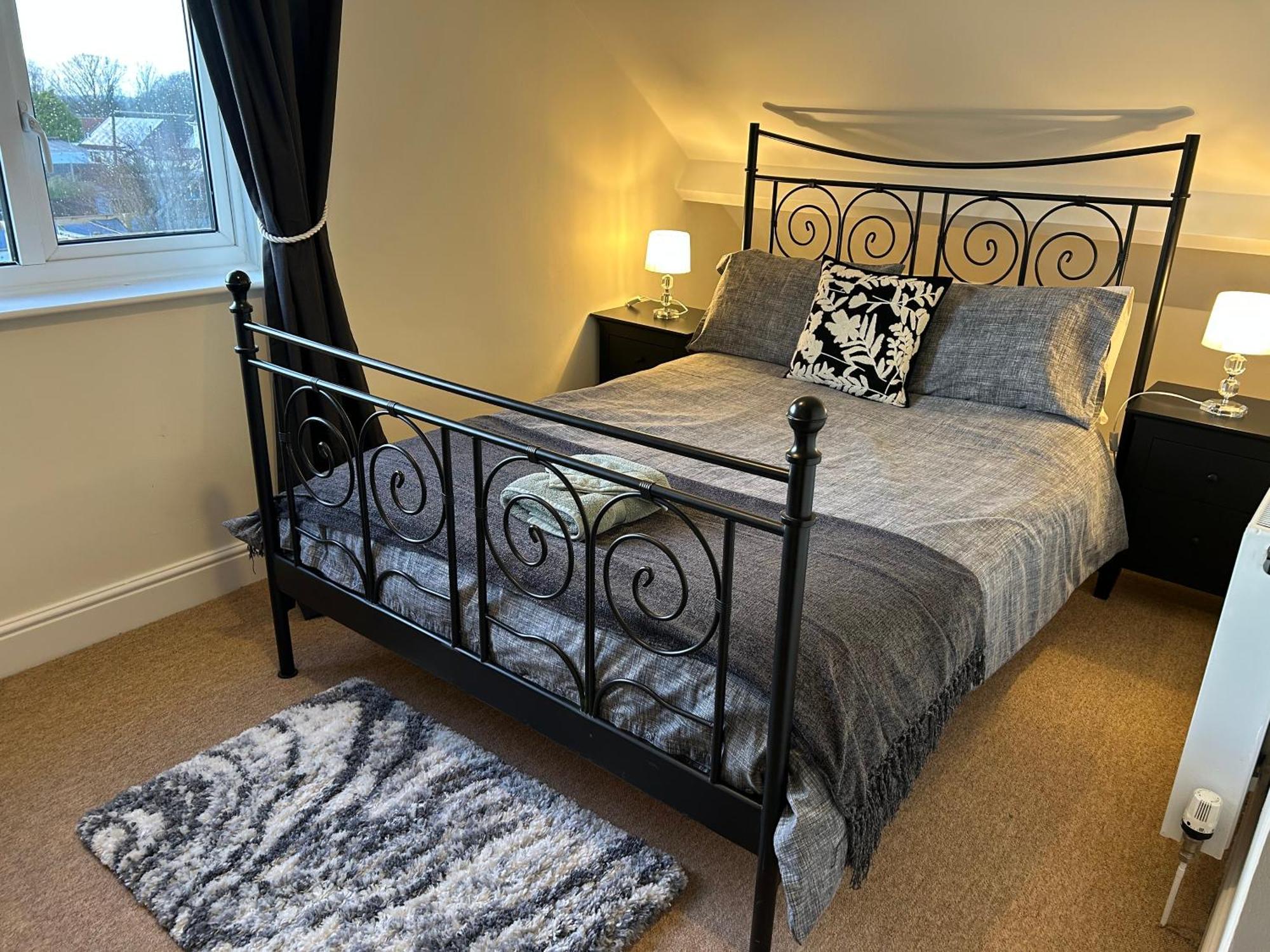 5 Edgebury Apartment Puriton Bagian luar foto